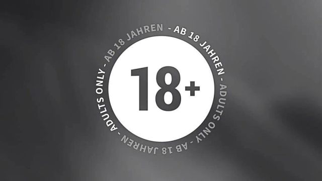 Extrem geiler Strip,Fußfetisch,Spiegel +harte Masturbation